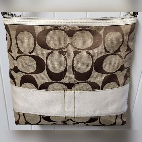 COACH Signature Brown/tan Jacquard Canvas and Patent Leather Zip Tote - Picture 7 of 16